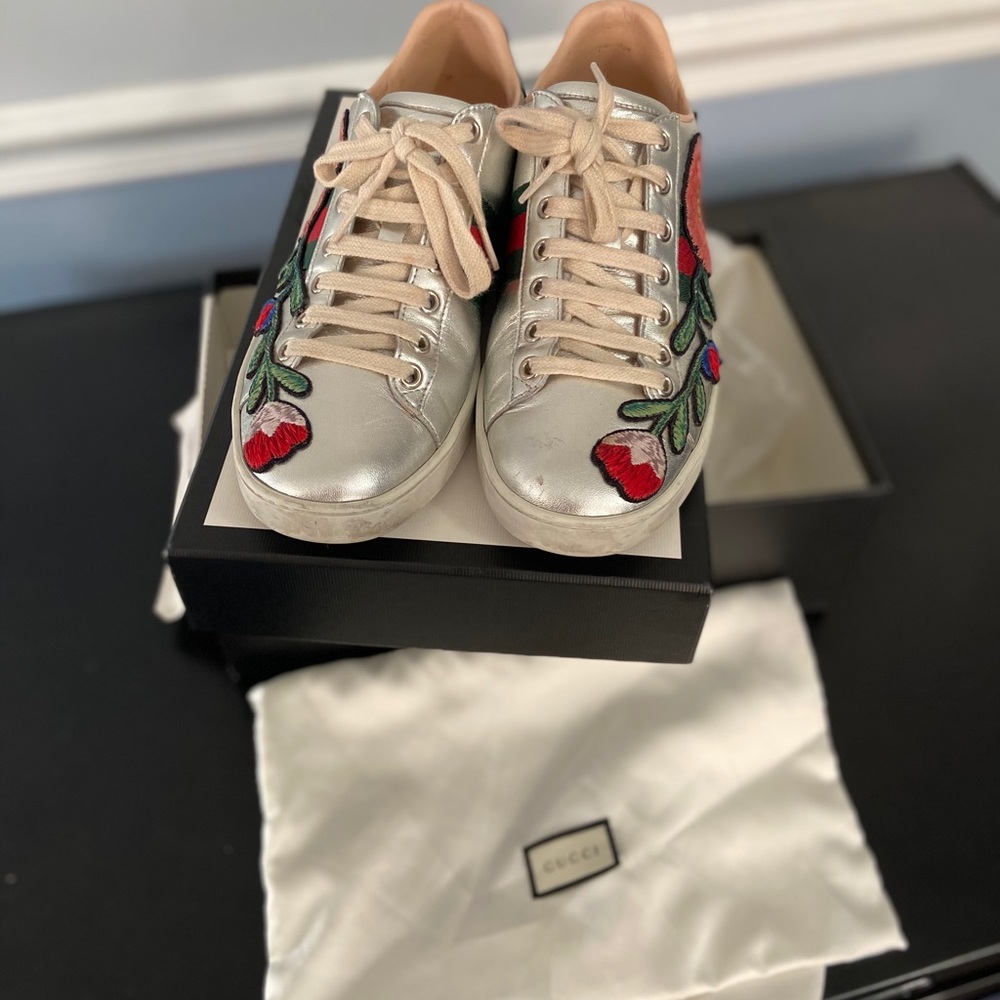 Gucci Casual Sneaker size 37 1/2 lightly worn - Picture 5 of 15